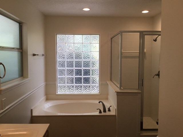 Building Photo - 158 Sweetbrier Branch Ln