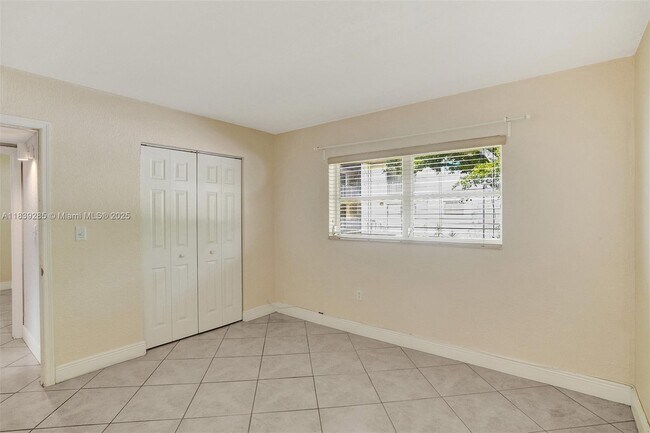 Building Photo - 8475 SW 94th St