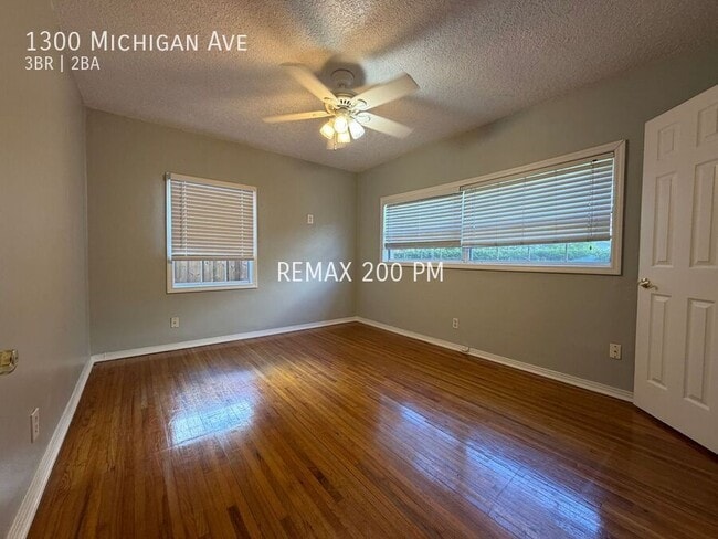 Building Photo - 1300 Michigan Ave