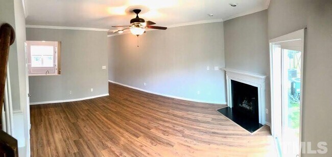 Building Photo - 650 Ganyard Farm Way