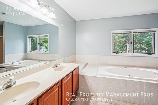 Building Photo - 22 Argyle Hills Dr