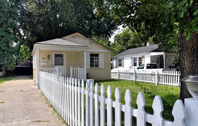 Building Photo - 512 Inverness Ave