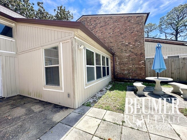 Building Photo - Townhome Available for Rent in Perdido Key