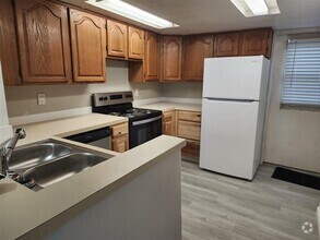 Building Photo - r815 Ave C
