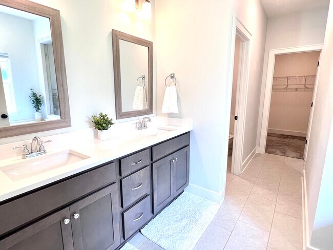 Primary bathroom. - 47 Bowman Ct