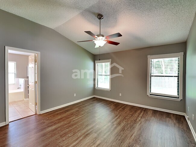 Building Photo - 1526 Bay Harbor Dr