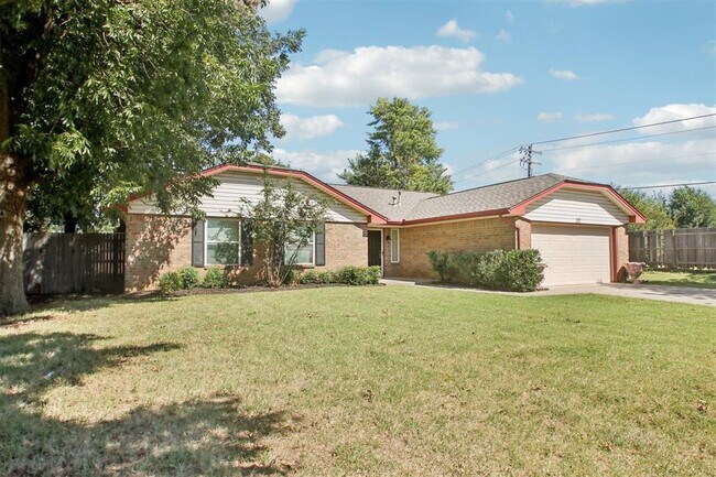 Building Photo - 101 W Vail Dr