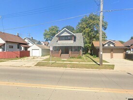 Building Photo - 1312 75th St