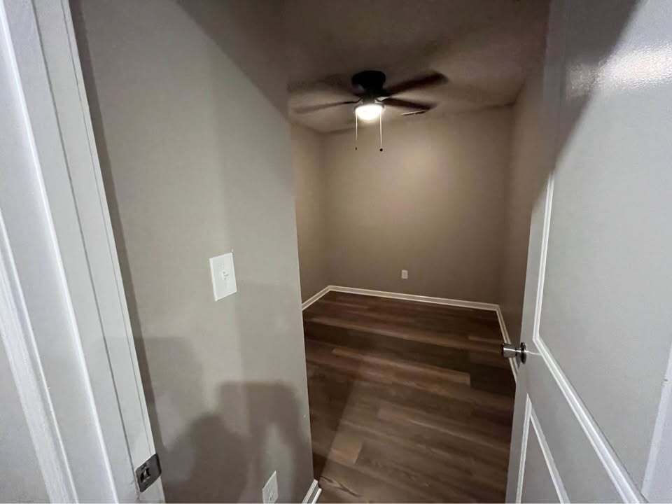 Building Photo - 1917 Hughes Ave