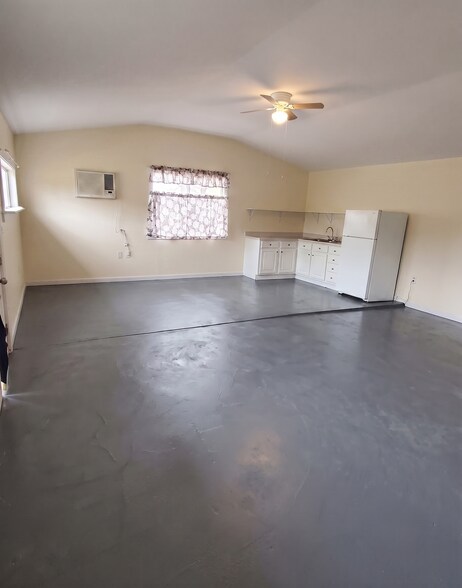 Building Photo - 103 Englewood Dr