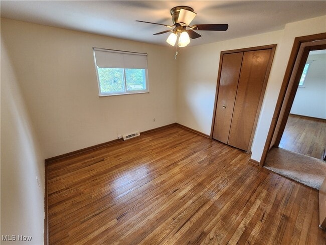 Building Photo - 5650 Cascade Ct