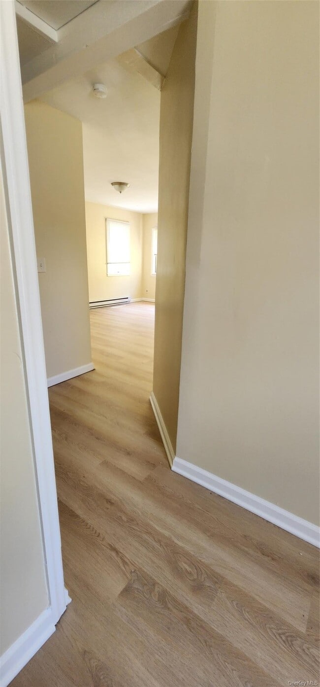 Building Photo - 117 Alder Dr
