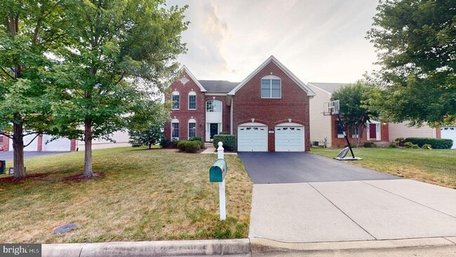 Building Photo - 43911 Camellia St