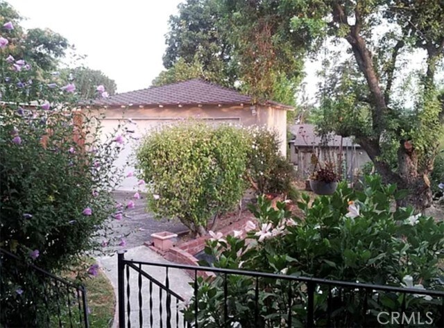 Building Photo - 2852 Stevens St