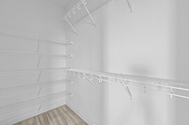 Building Photo - Exquisite 4-bedroom, 2.5-bath home located in the charming city of Chesapeake