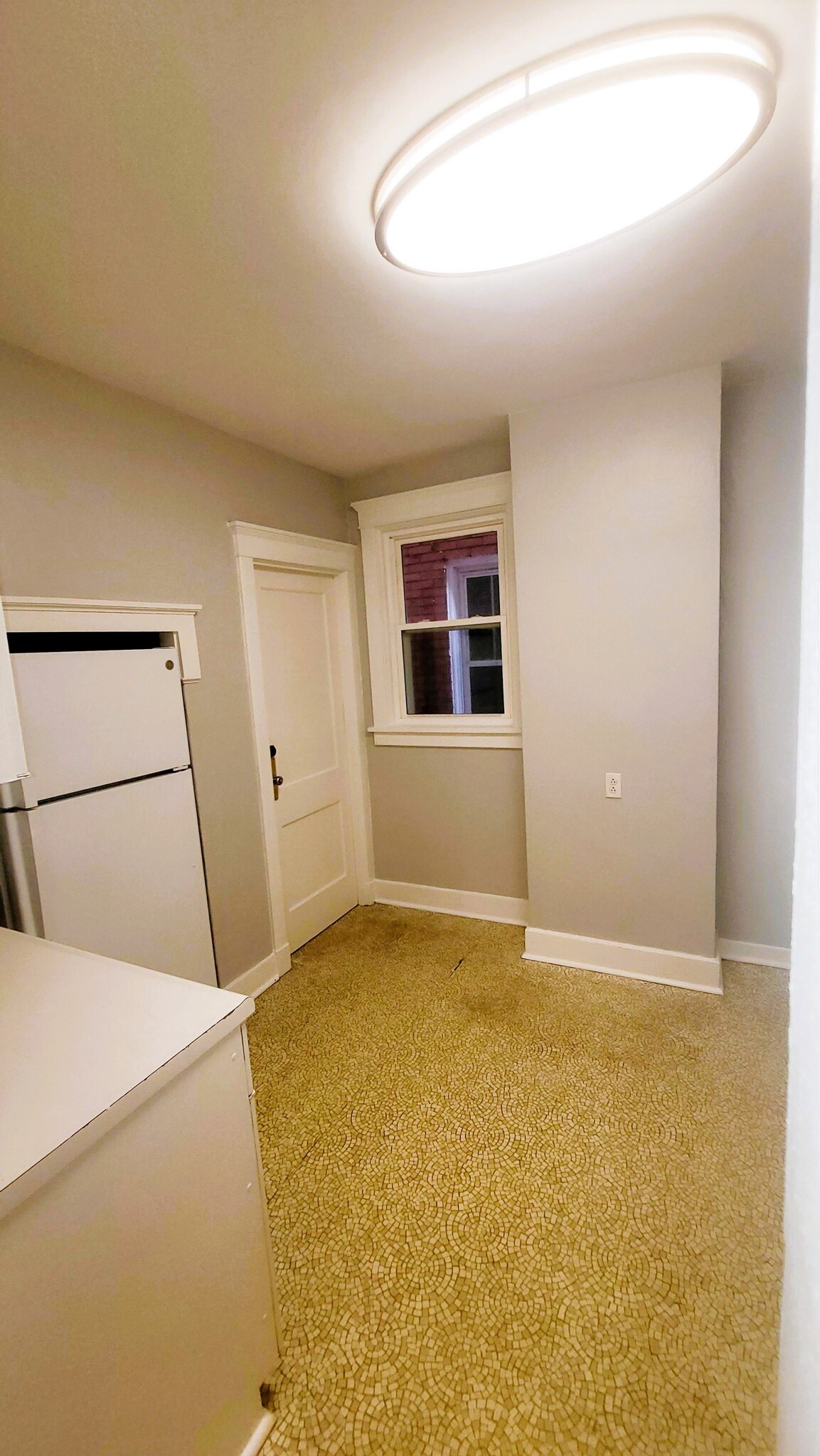 Building Photo - 6941 Meade St