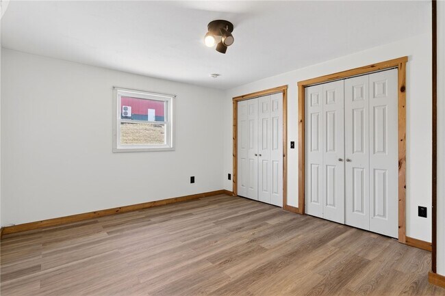 Building Photo - 999 Salmon Creek Rd