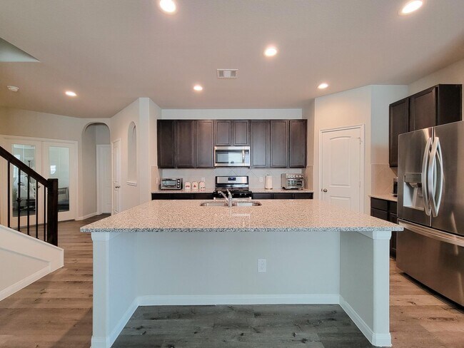 Building Photo - 24822 Adami Veduta Ct