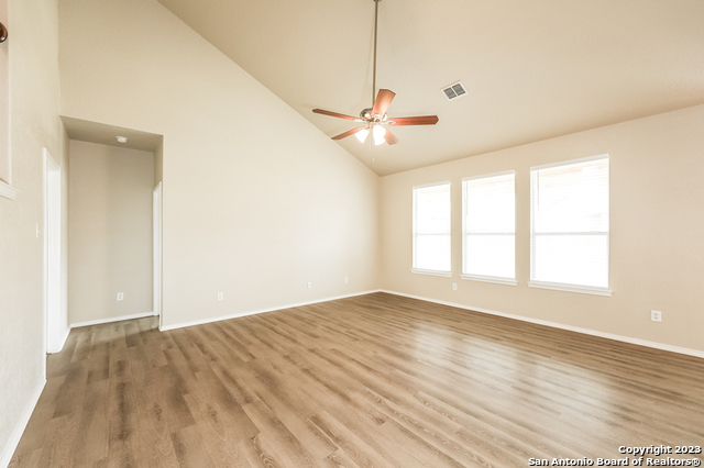 Building Photo - 5731 White Oak Cove