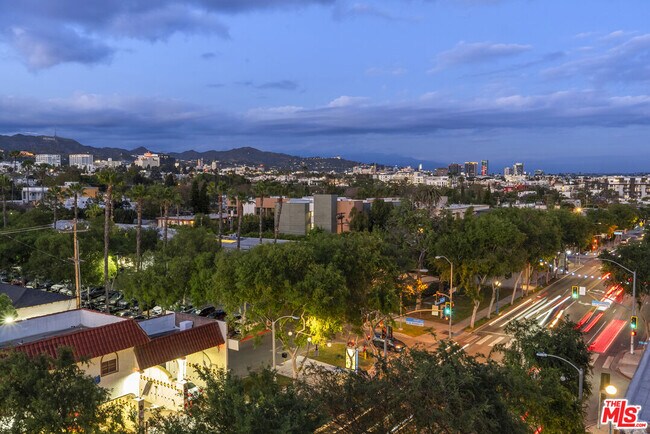 Building Photo - 7428 Santa Monica Blvd