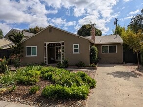 Building Photo - 3BD/2BA Premium Willow Glen Home with Euro...