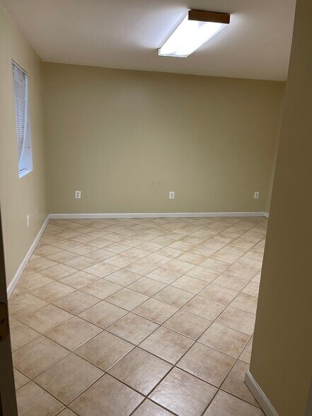 Building Photo - 35352 Gosling Ln
