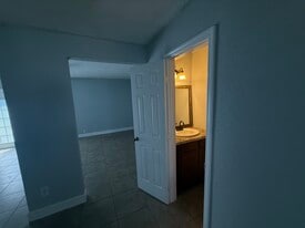 Building Photo - 1345 Winter Green Way