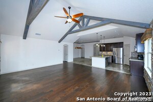 Building Photo - 842 Wall St