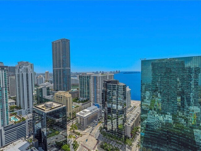 Building Photo - 1300 S Miami Ave