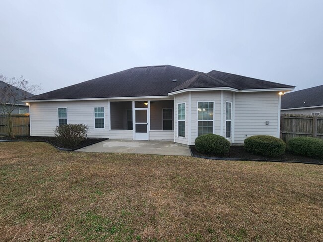 Building Photo - $500 Move-in Discount! Southern Comfort Living: Your Dream Rental Home in Valdosta, Georgia