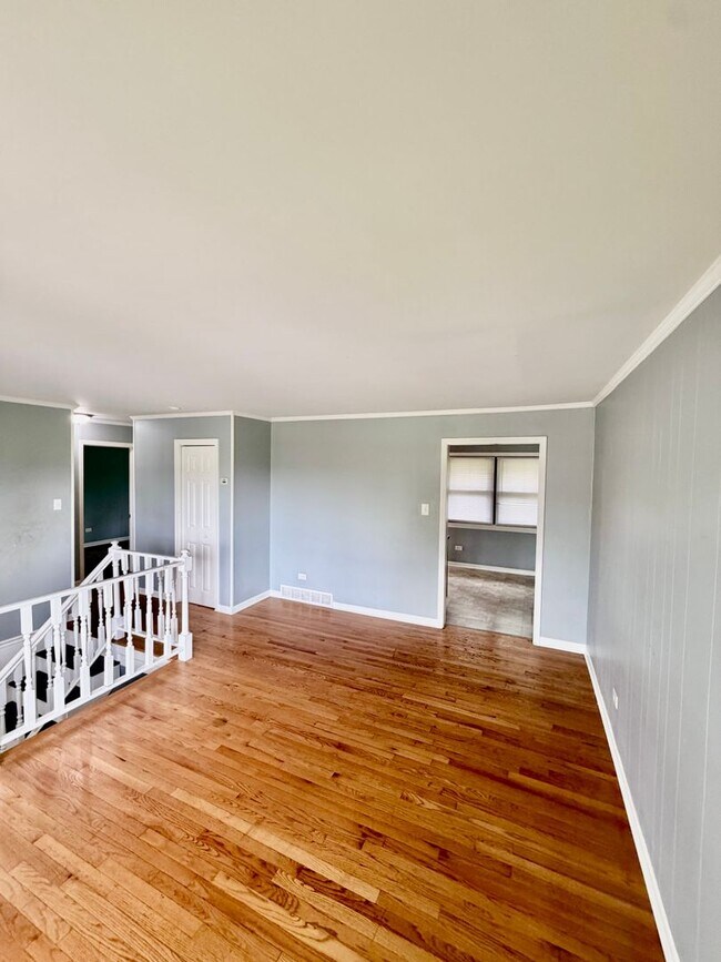 Building Photo - 4507 Balmoral Dr