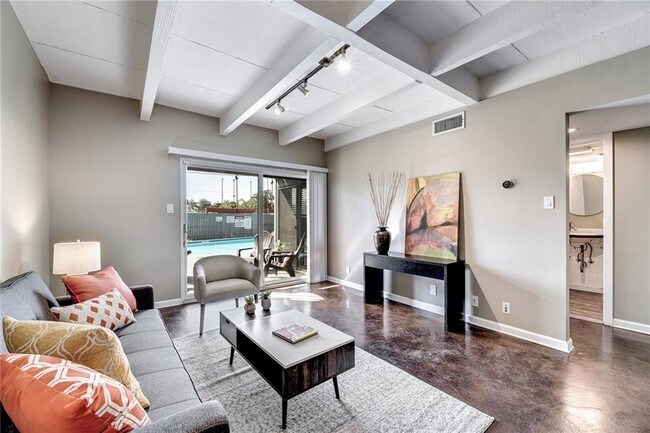 Building Photo - 2308 Enfield Rd