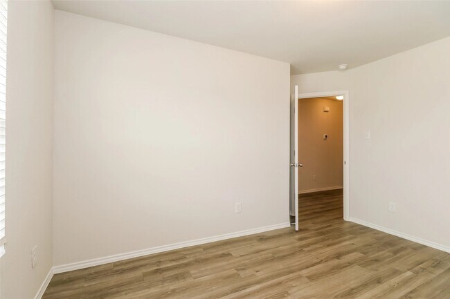 Building Photo - 22318 Porter Mountain Trl