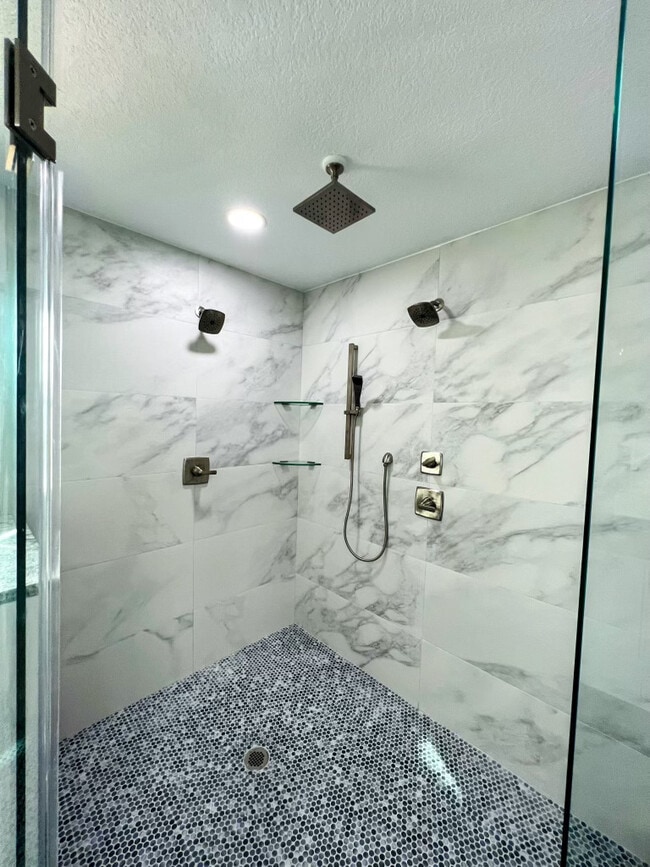 Building Photo - 4206 Harbor House Dr