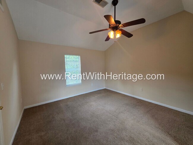 Building Photo - 6535 Manor Creek Dr