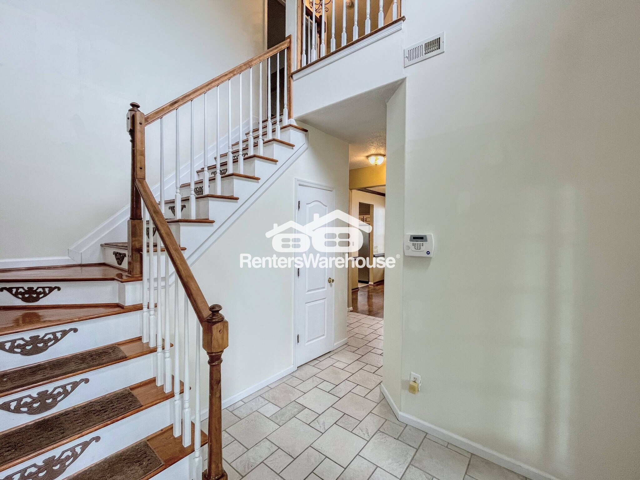 Building Photo - 601 Whisper Walk