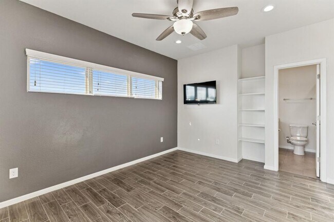 Building Photo - 7808 Glover Dr