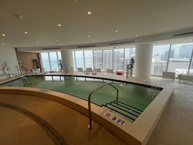 Building Photo - 300 Biscayne Blvd