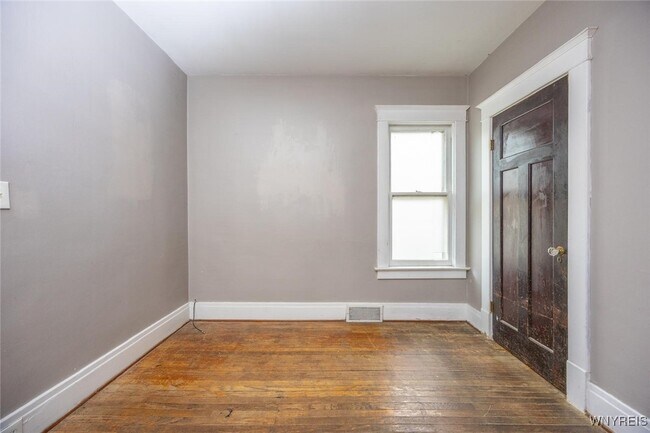Building Photo - 567 Auburn Ave