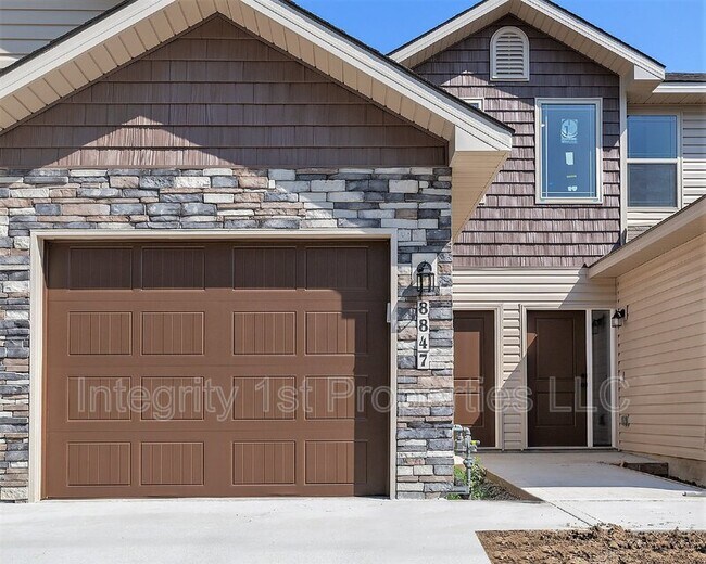 Building Photo - 5922 NW 88th St