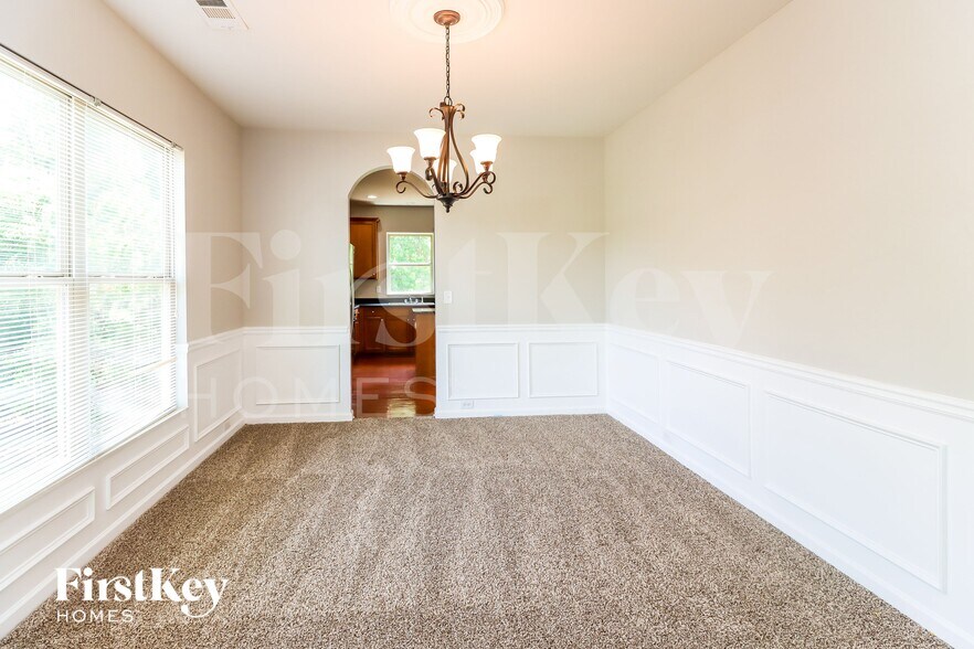 Building Photo - 7517 Watson Cir