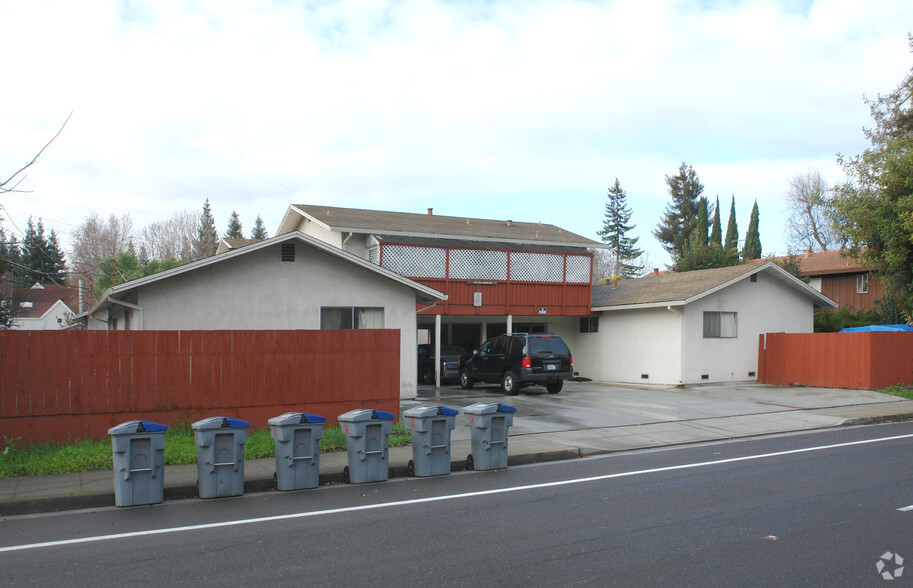 Primary Photo - 2010 San Ramon Apartments