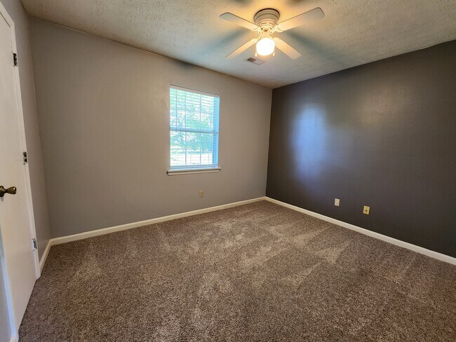 Building Photo - 119 New Gritton Ave