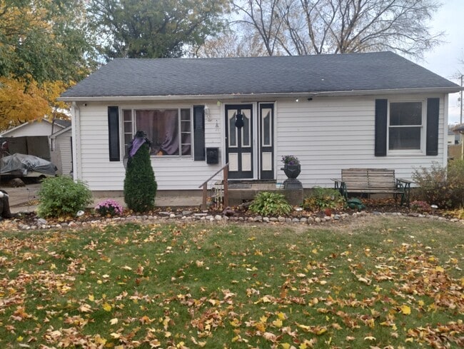 Primary Photo - 409 Johnson St