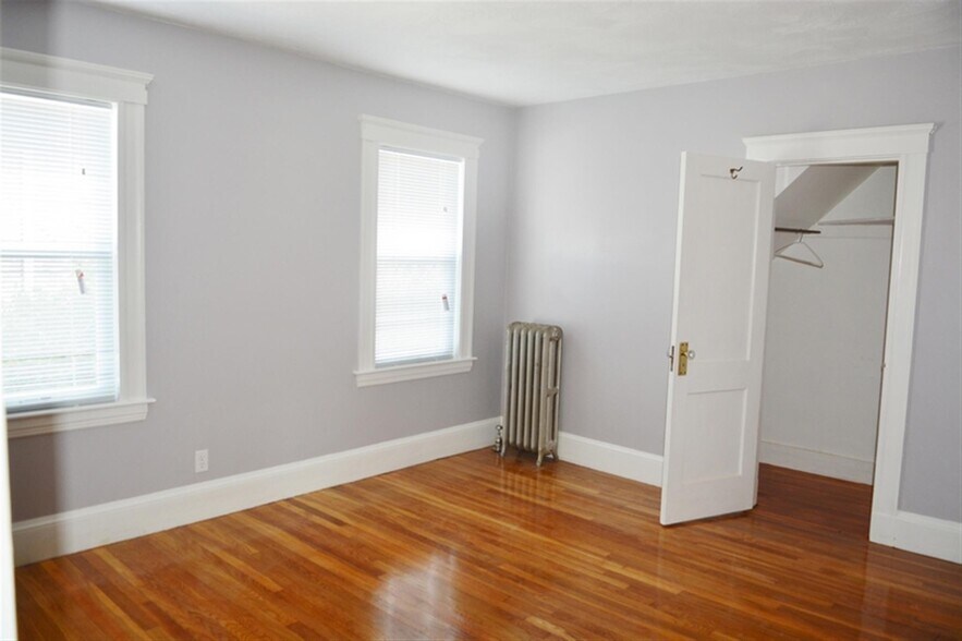 Building Photo - 169 Harvard St