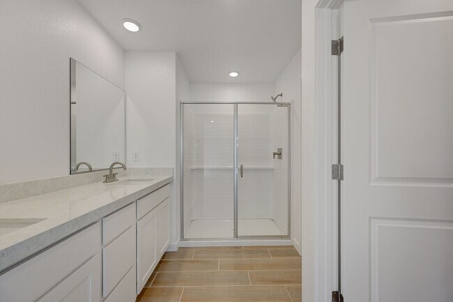 Building Photo - 8532 W Agate Ave