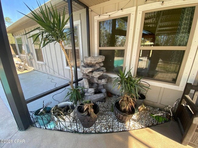 Building Photo - 1100 Zephyr Wy