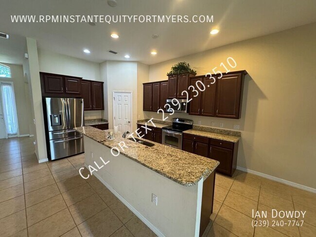 Building Photo - 8120 Banyan Breeze Way