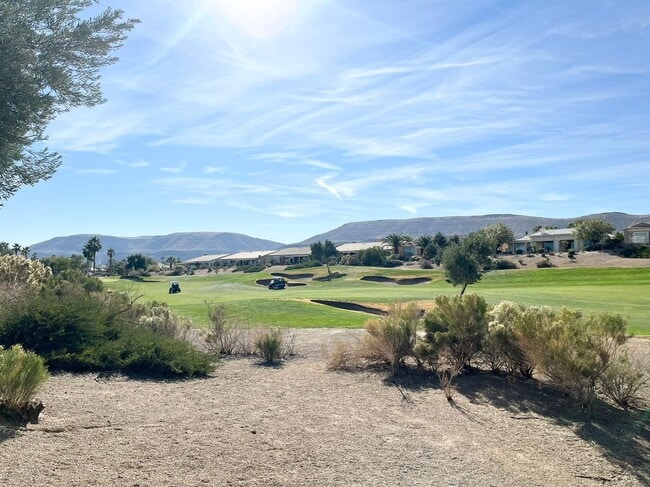 Building Photo - Age restricted 55+.charming one-story single-family house