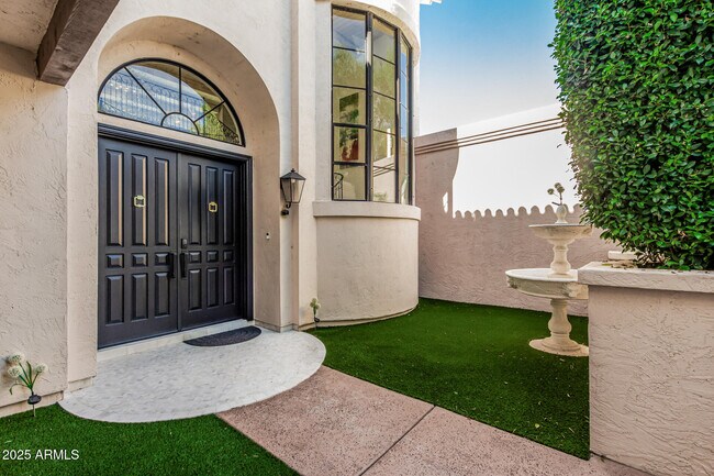 Building Photo - 10113 E Topaz Dr